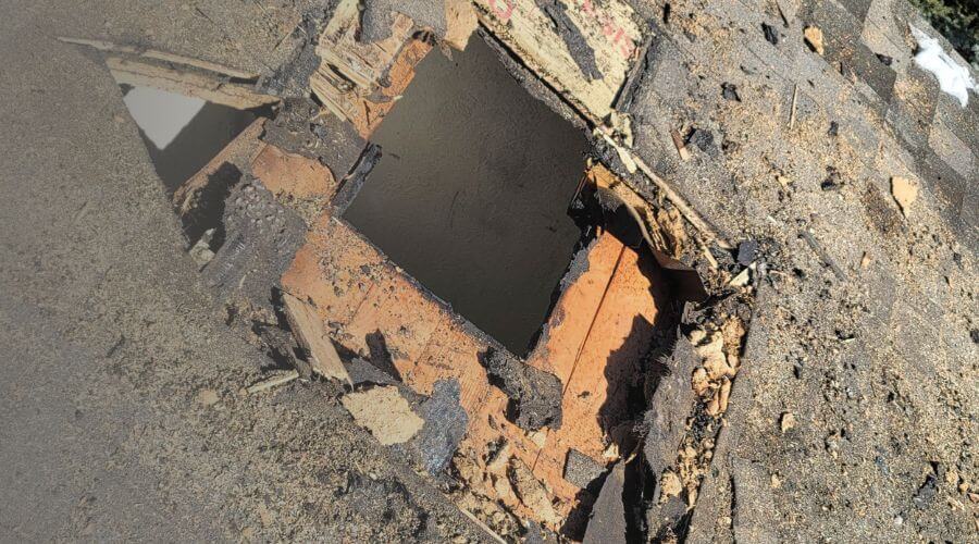 Why choose water damage restoration service for burst pipe water damage in Cary